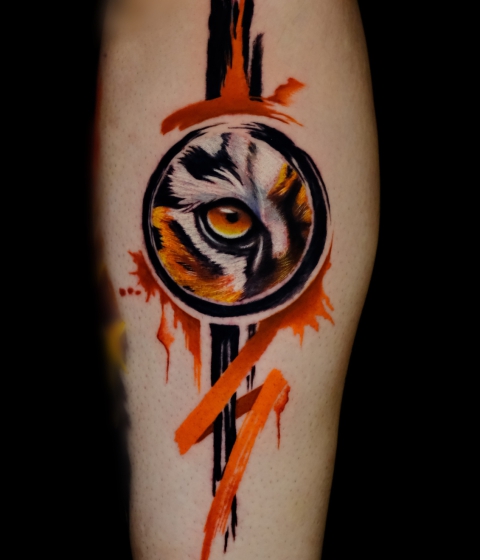 Hình xăm màu đặc sắc 